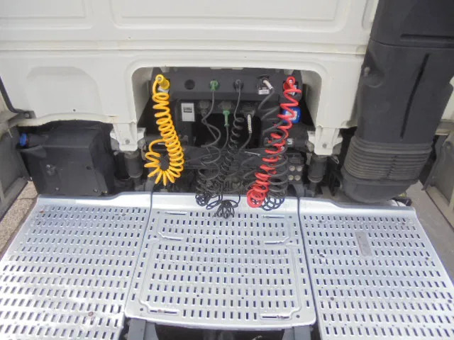 Sattelzugmaschine DAF XF 460: das Bild 16 Sattelzugmaschine DAF XF 460: das Bild 16