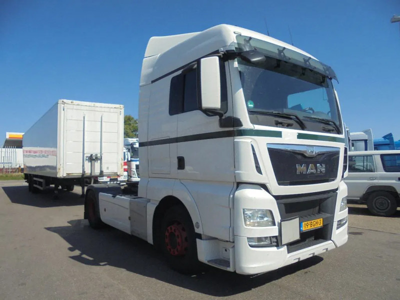 MAN TGX 18.400 - Sattelzugmaschine: das Bild 3 MAN TGX 18.400 - Sattelzugmaschine: das Bild 3