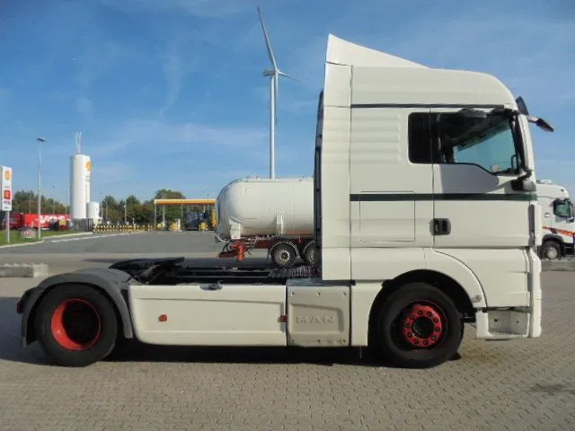 MAN TGX 18.400 - Sattelzugmaschine: das Bild 4 MAN TGX 18.400 - Sattelzugmaschine: das Bild 4