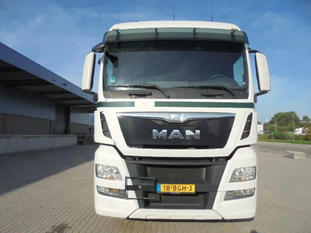 MAN TGX 18.400 - Sattelzugmaschine: das Bild 2 MAN TGX 18.400 - Sattelzugmaschine: das Bild 2