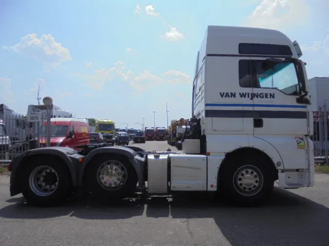 MAN TGX 26.500 XXL - Sattelzugmaschine: das Bild 4 MAN TGX 26.500 XXL - Sattelzugmaschine: das Bild 4