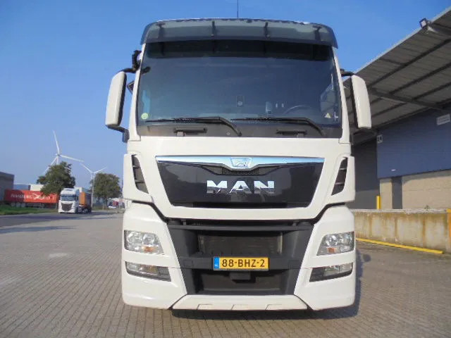 MAN TGX 28.480 6X2 XXL - Sattelzugmaschine: das Bild 2 MAN TGX 28.480 6X2 XXL - Sattelzugmaschine: das Bild 2
