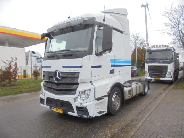 Mercedes-Benz Actros 1840 LS NL TRUCK - Sattelzugmaschine: das Bild 1 Mercedes-Benz Actros 1840 LS NL TRUCK - Sattelzugmaschine: das Bild 1