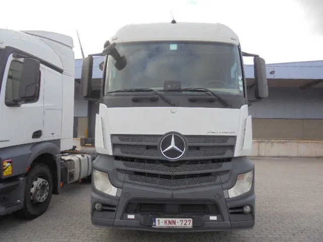 Mercedes-Benz Actros 1943 BELGIUM REGISTRATION TUV 06-2026 12X IN STOCK - Sattelzugmaschine: das Bild 2 Mercedes-Benz Actros 1943 BELGIUM REGISTRATION TUV 06-2026 12X IN STOCK - Sattelzugmaschine: das Bild 2