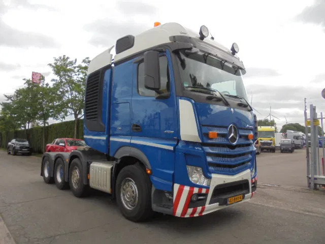 Mercedes-Benz Actros 4158 8X4 NL KENTEKEN - Sattelzugmaschine: das Bild 3 Mercedes-Benz Actros 4158 8X4 NL KENTEKEN - Sattelzugmaschine: das Bild 3