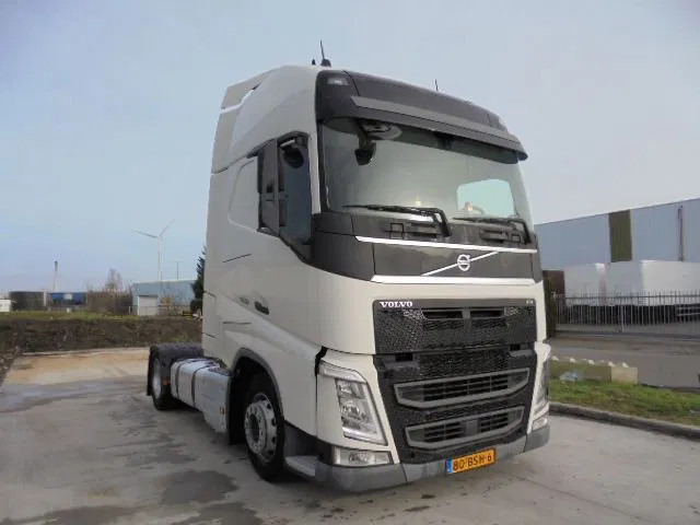 Volvo FH 420 MEGA - Sattelzugmaschine: das Bild 3 Volvo FH 420 MEGA - Sattelzugmaschine: das Bild 3