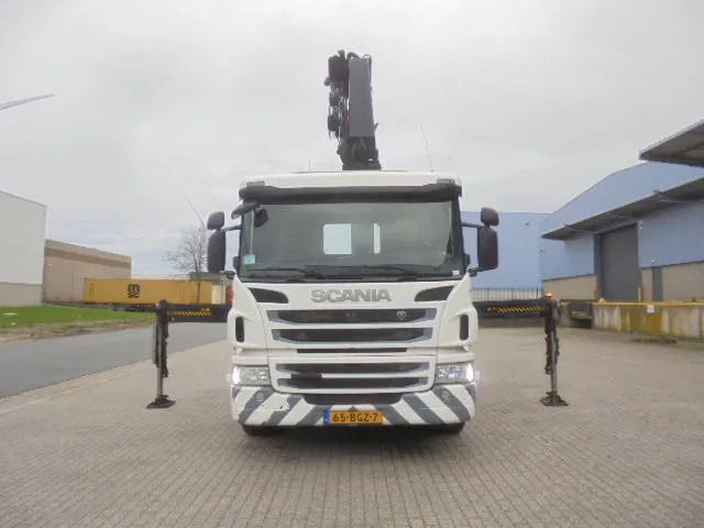 Scania P370 8X2 HAAK + KRAAN NL TRUCK LOW KM - Abrollkipper, Autokran: das Bild 5 Scania P370 8X2 HAAK + KRAAN NL TRUCK LOW KM - Abrollkipper, Autokran: das Bild 5
