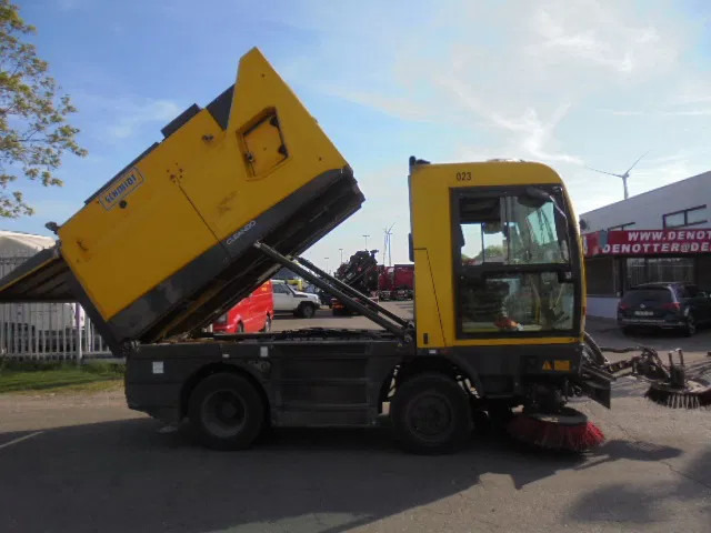Schmidt CLEANGO 500 NL MACHINE - Kehrsaugmaschine: das Bild 4 Schmidt CLEANGO 500 NL MACHINE - Kehrsaugmaschine: das Bild 4