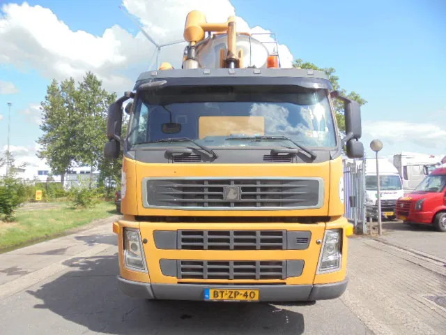 Terberg FM 1450 6X4 - Saug-/ Spülfahrzeug: das Bild 2 Terberg FM 1450 6X4 - Saug-/ Spülfahrzeug: das Bild 2
