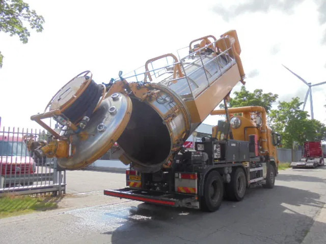 Terberg FM 1450 6X4 - Saug-/ Spülfahrzeug: das Bild 4 Terberg FM 1450 6X4 - Saug-/ Spülfahrzeug: das Bild 4