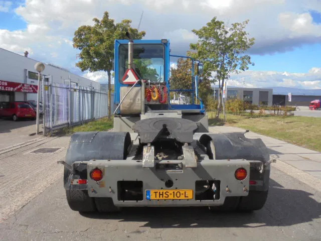 Terberg YT 182 NL KENTEKEN - Terminaltraktor: das Bild 5 Terberg YT 182 NL KENTEKEN - Terminaltraktor: das Bild 5