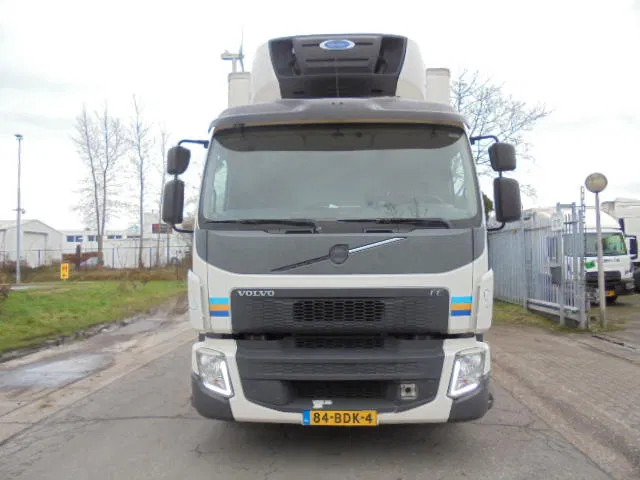 Volvo FE 250 CHEREAU - Isotherm LKW: das Bild 2 Volvo FE 250 CHEREAU - Isotherm LKW: das Bild 2