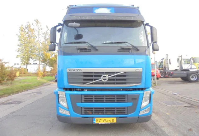 Volvo FH 460 6X2 NL TRUCK - Plane LKW: das Bild 2 Volvo FH 460 6X2 NL TRUCK - Plane LKW: das Bild 2
