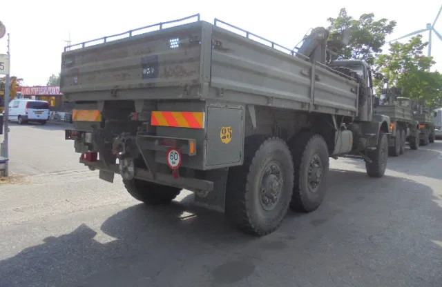 Volvo N 10 6X6 L + FASSI - Pritsche LKW, Autokran: das Bild 5 Volvo N 10 6X6 L + FASSI - Pritsche LKW, Autokran: das Bild 5