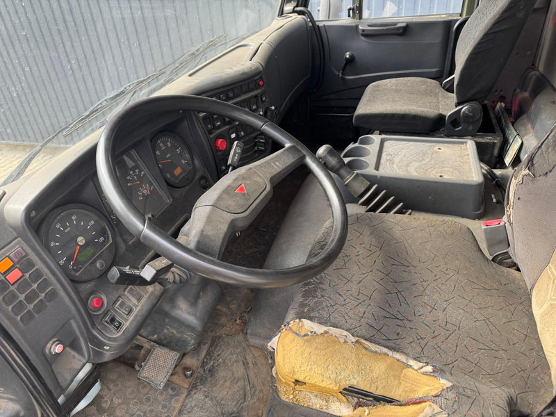 Kamaz 65111, 6x6 - Fahrgestell LKW: das Bild 5 Kamaz 65111, 6x6 - Fahrgestell LKW: das Bild 5