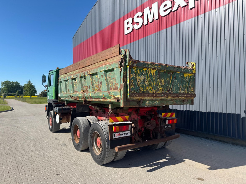 MAN 27.402, 6x6 - Kipper: das Bild 3 MAN 27.402, 6x6 - Kipper: das Bild 3