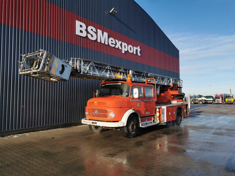 Mercedes-Benz 1313 - Feuerwehrfahrzeug: das Bild 1 Mercedes-Benz 1313 - Feuerwehrfahrzeug: das Bild 1
