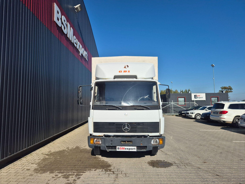 Mercedes-Benz 814 - Plane LKW: das Bild 2 Mercedes-Benz 814 - Plane LKW: das Bild 2