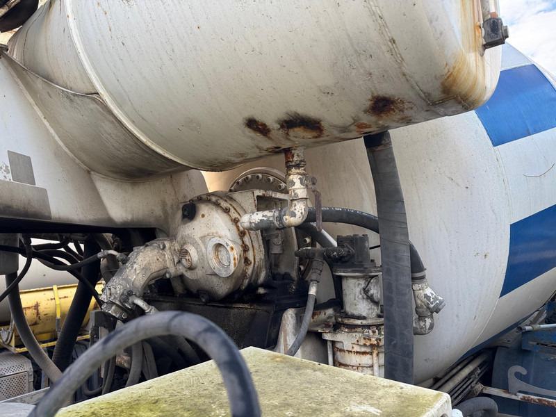 Mercedes-Benz Actros 3244 + Cifa Magnum MK 28.4 - Betonpumpe: das Bild 5 Mercedes-Benz Actros 3244 + Cifa Magnum MK 28.4 - Betonpumpe: das Bild 5