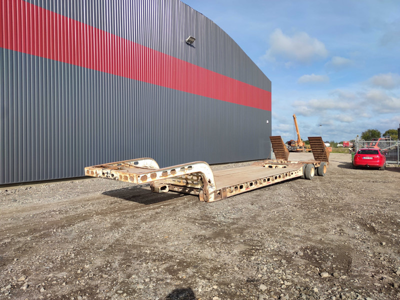 Murray 16 tyre heavy duty low loader - Tieflader Auflieger: das Bild 1 Murray 16 tyre heavy duty low loader - Tieflader Auflieger: das Bild 1