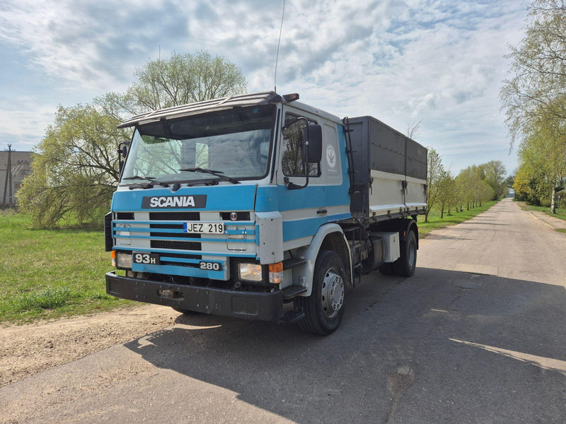 Scania P 93 HL - Kipper: das Bild 1 Scania P 93 HL - Kipper: das Bild 1