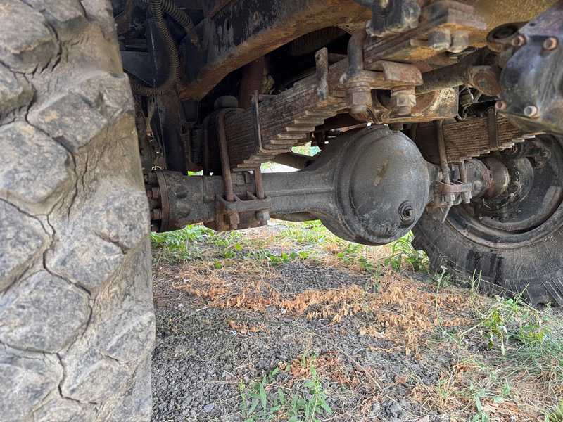 ZIL 131, 6X6 - Fahrgestell LKW: das Bild 3 ZIL 131, 6X6 - Fahrgestell LKW: das Bild 3