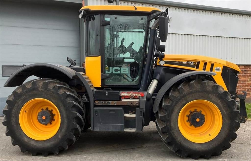 JCB 4220 Fastrac - Traktor: das Bild 5 JCB 4220 Fastrac - Traktor: das Bild 5