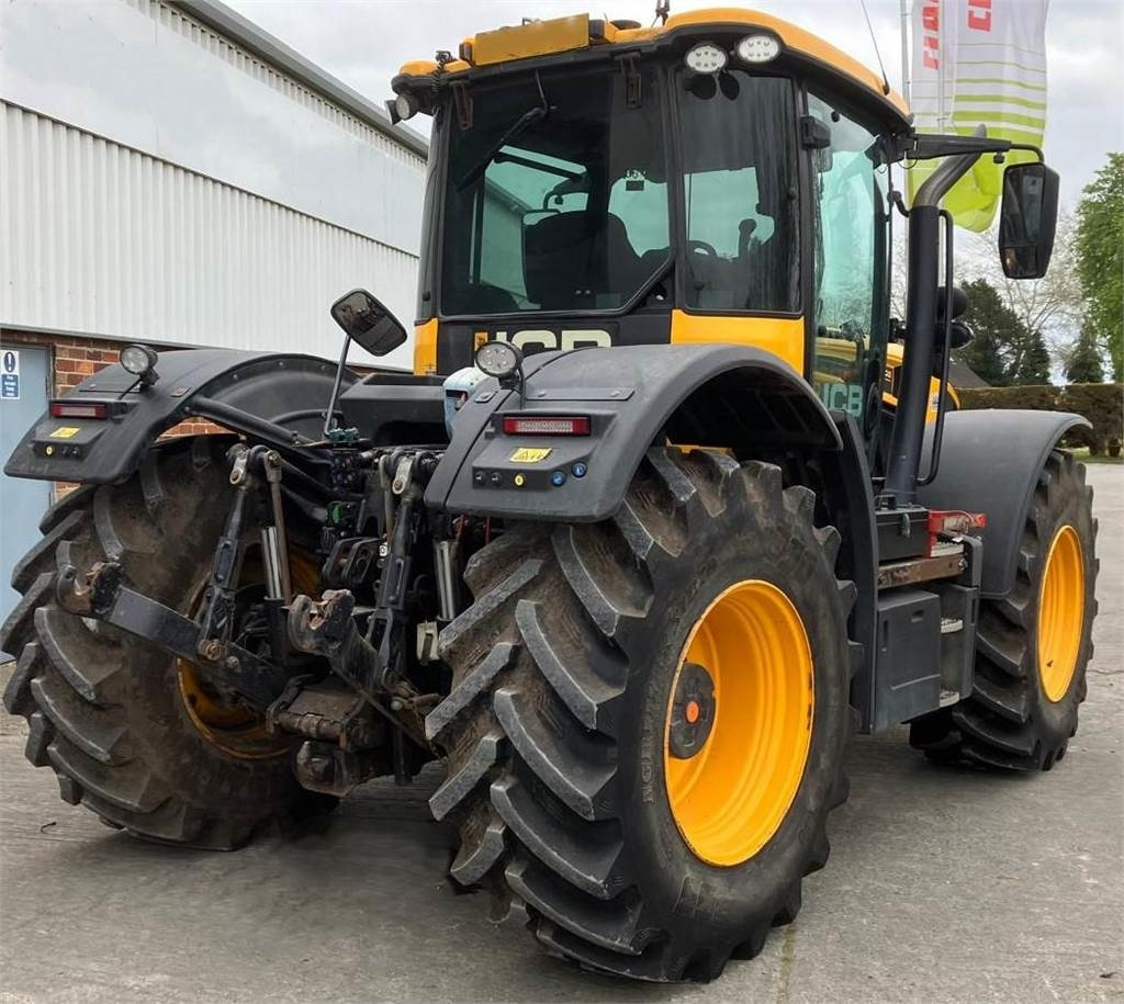 JCB 4220 Fastrac - Traktor: das Bild 3 JCB 4220 Fastrac - Traktor: das Bild 3