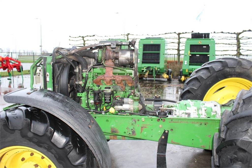 John Deere 6000- 30 4 cyl. - Traktor: das Bild 5 John Deere 6000- 30 4 cyl. - Traktor: das Bild 5