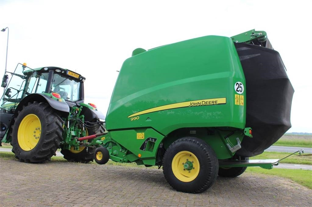 John Deere 990 - Rundballenpresse: das Bild 2 John Deere 990 - Rundballenpresse: das Bild 2