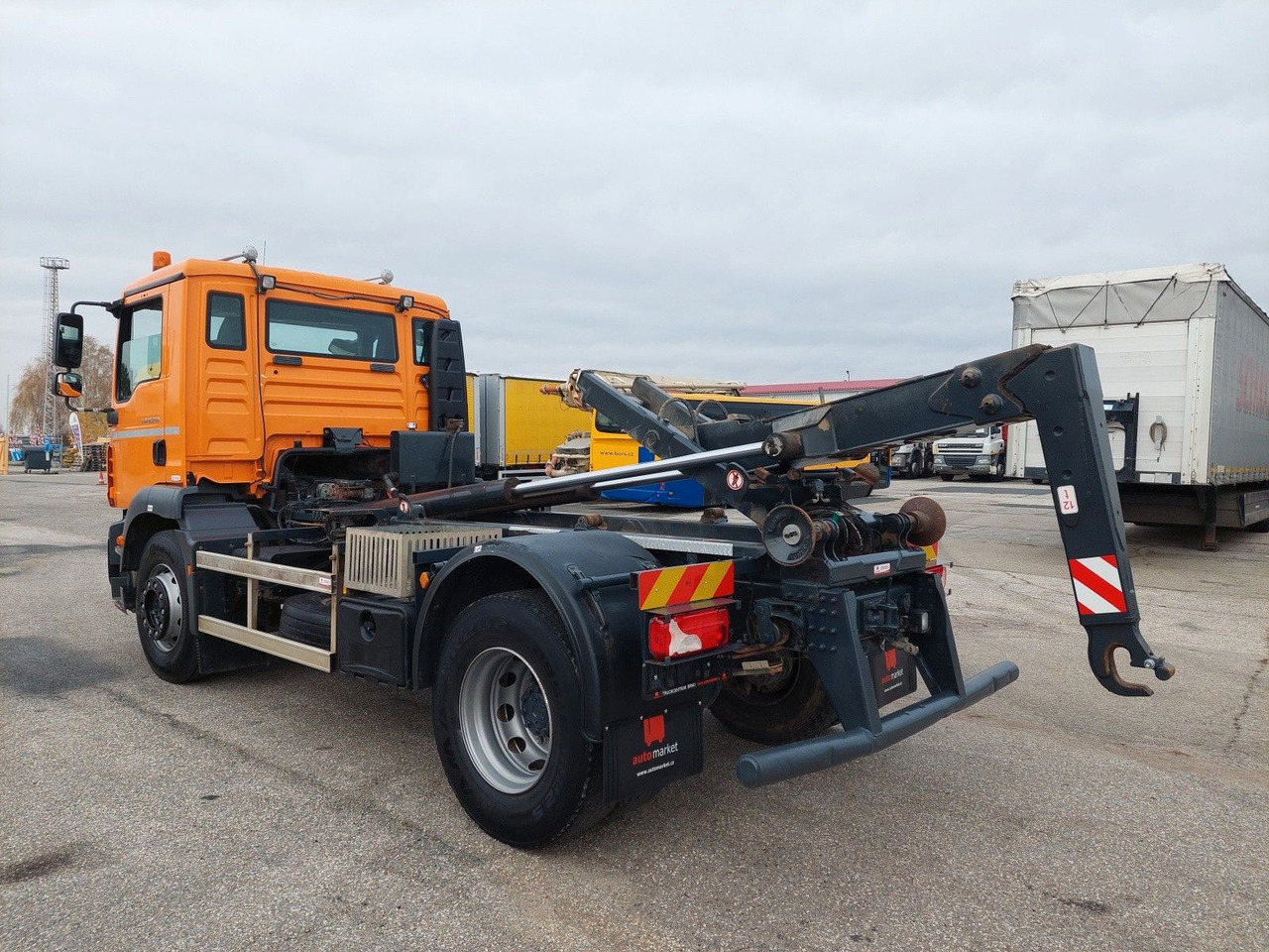 Abrollkipper MAN TGM 18.290 4X2 BB: das Bild 8 Abrollkipper MAN TGM 18.290 4X2 BB: das Bild 8