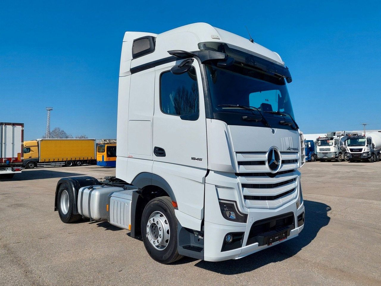 Mercedes-Benz Actros 5 1845 LS BigSpace 4x2 - Sattelzugmaschine: das Bild 2 Mercedes-Benz Actros 5 1845 LS BigSpace 4x2 - Sattelzugmaschine: das Bild 2