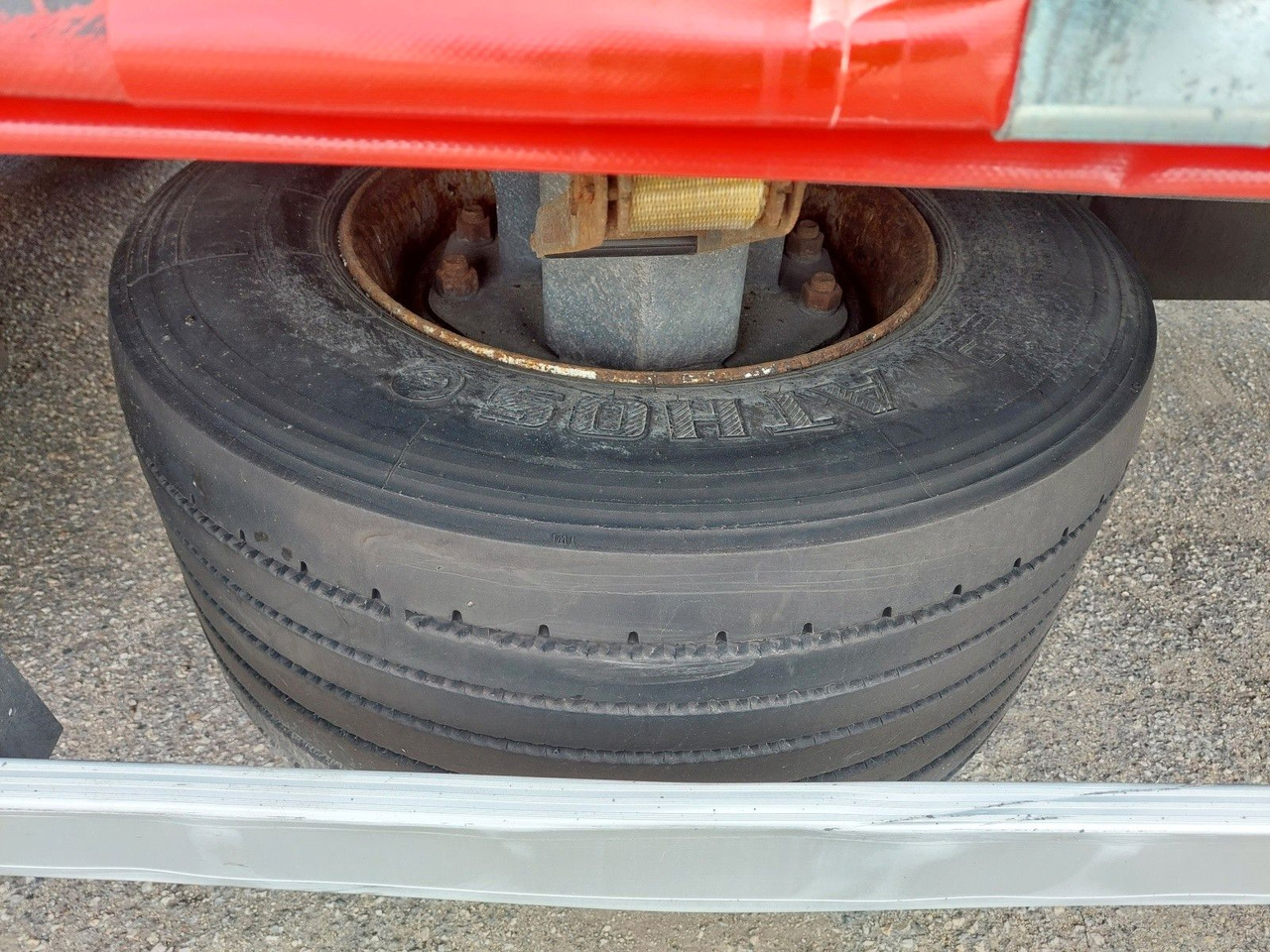 Wielton PC2K tandem Durchbar – Leasing Wielton PC2K tandem Durchbar: das Bild 23 Wielton PC2K tandem Durchbar – Leasing Wielton PC2K tandem Durchbar: das Bild 23