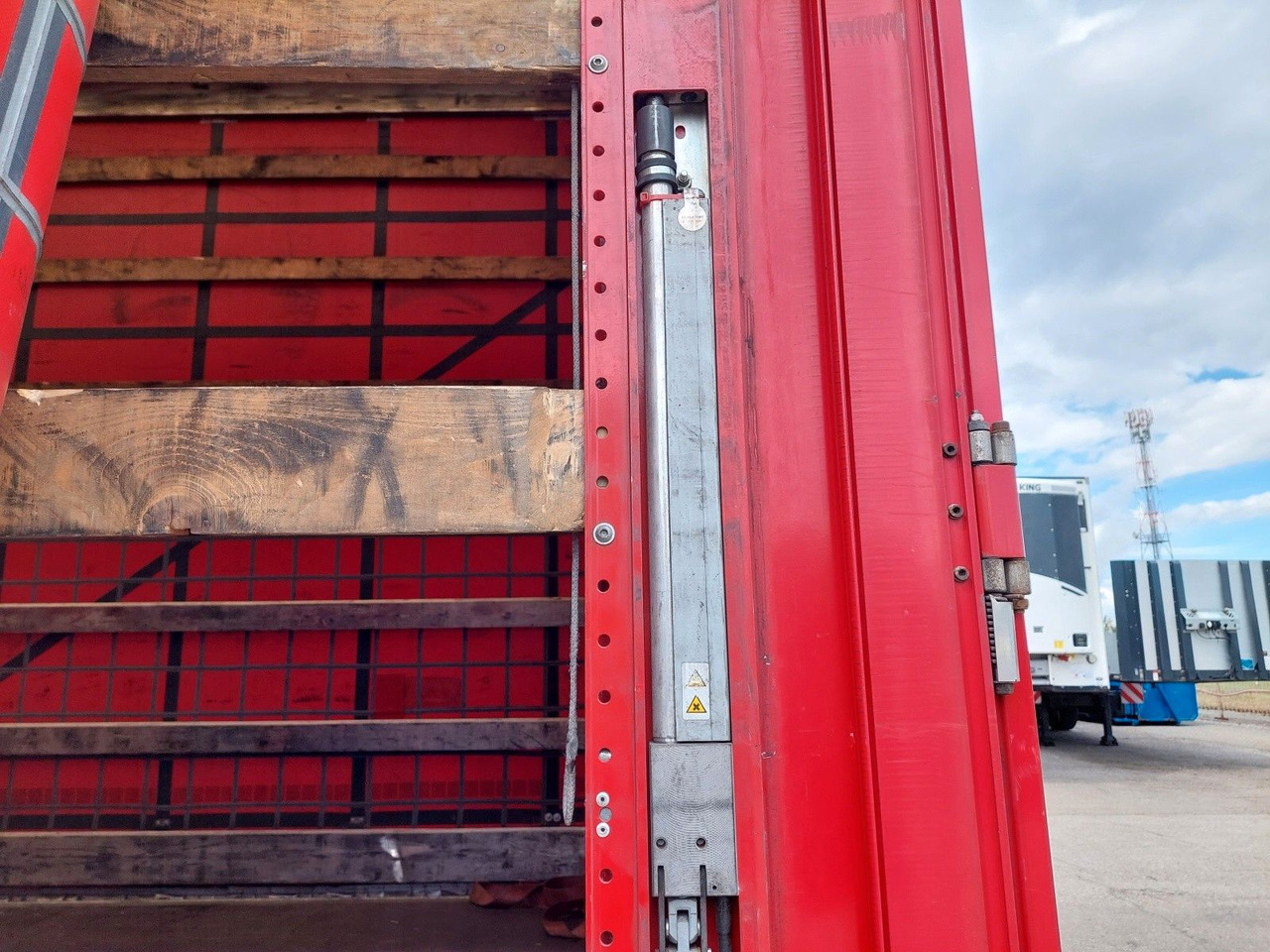 Wielton PC2K tandem Durchbar – Leasing Wielton PC2K tandem Durchbar: das Bild 11 Wielton PC2K tandem Durchbar – Leasing Wielton PC2K tandem Durchbar: das Bild 11