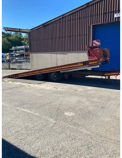 MOL 2 AXLES TIPPING TRAILER WITH RAMPS - Tieflader Anhänger: das Bild 1 MOL 2 AXLES TIPPING TRAILER WITH RAMPS - Tieflader Anhänger: das Bild 1
