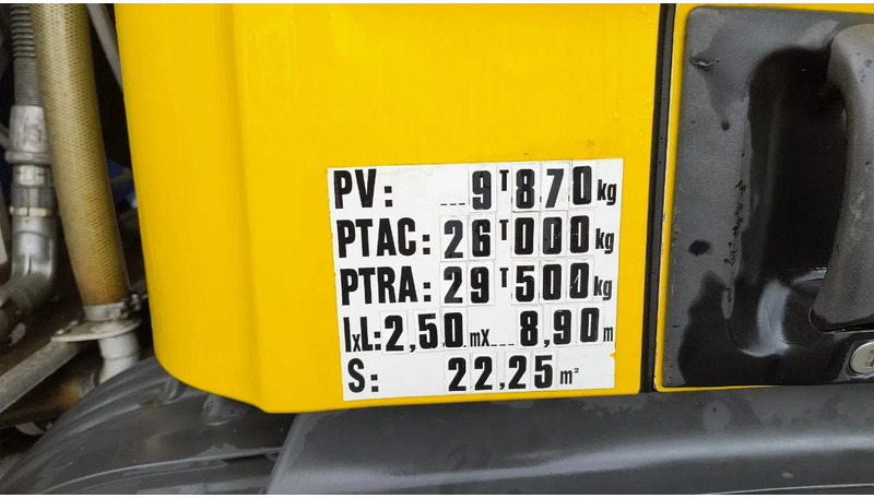 Tankwagen Scania P280 6X2- 19000L-5 compartiments: das Bild 11