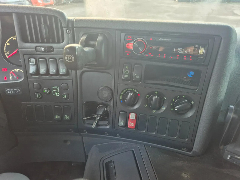 Tankwagen Für die Beförderung von Kraftstoff Scania P310 13500L CARBURANT / FUEL - 4 COMP: das Bild 10 Tankwagen Für die Beförderung von Kraftstoff Scania P310 13500L CARBURANT / FUEL - 4 COMP: das Bild 10