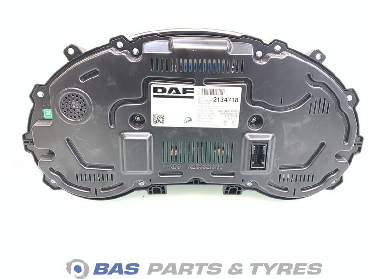 DAF XF106 Instrumentenpaneel DAF 1958084 - Armaturenbrett für LKW: das Bild 2 DAF XF106 Instrumentenpaneel DAF 1958084 - Armaturenbrett für LKW: das Bild 2