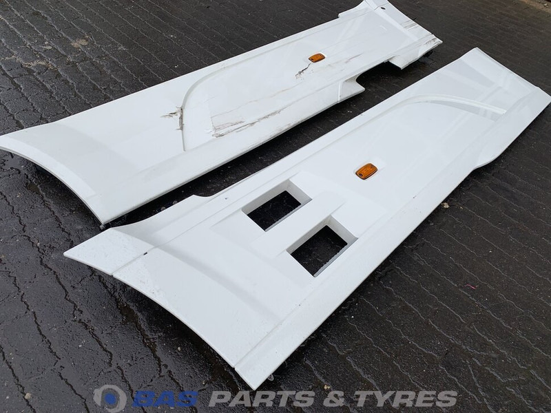 DAF XF106 Sideskirt Set DAF 1903109 - Karosserie und Außen für LKW: das Bild 3 DAF XF106 Sideskirt Set DAF 1903109 - Karosserie und Außen für LKW: das Bild 3