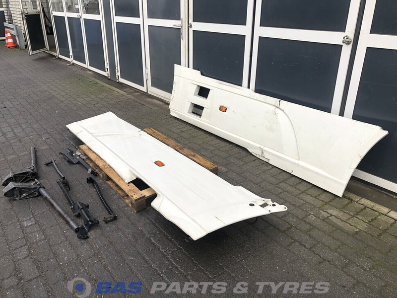 DAF XF106 Sideskirt Set DAF 1903109 - Karosserie und Außen für LKW: das Bild 2 DAF XF106 Sideskirt Set DAF 1903109 - Karosserie und Außen für LKW: das Bild 2