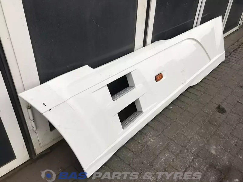 DAF XF106 Sideskirt Set DAF 1903109 - Karosserie und Außen für LKW: das Bild 3 DAF XF106 Sideskirt Set DAF 1903109 - Karosserie und Außen für LKW: das Bild 3