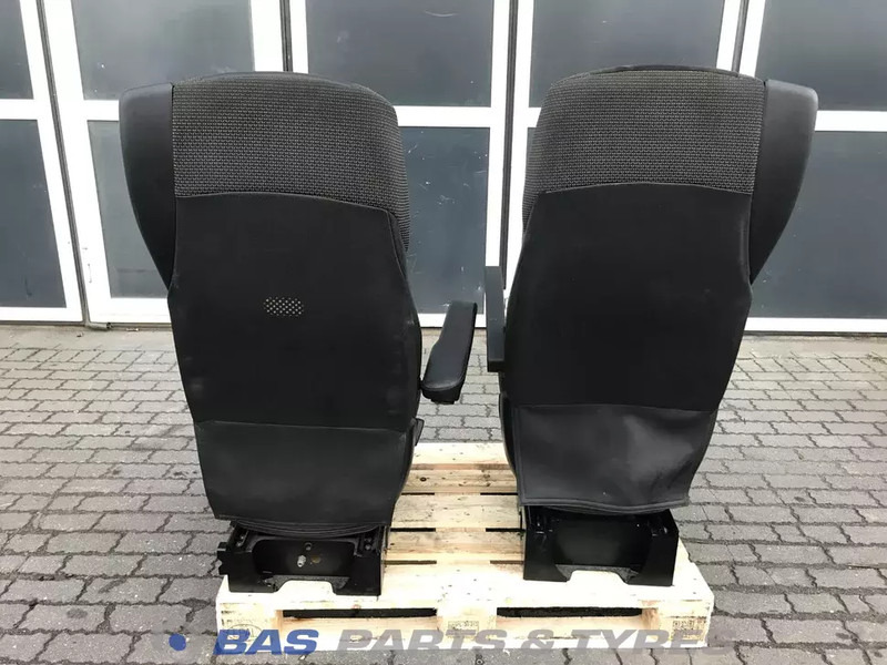 DAF XF106 Stoelen set DAF 1844340 - Sitz für LKW: das Bild 3 DAF XF106 Stoelen set DAF 1844340 - Sitz für LKW: das Bild 3