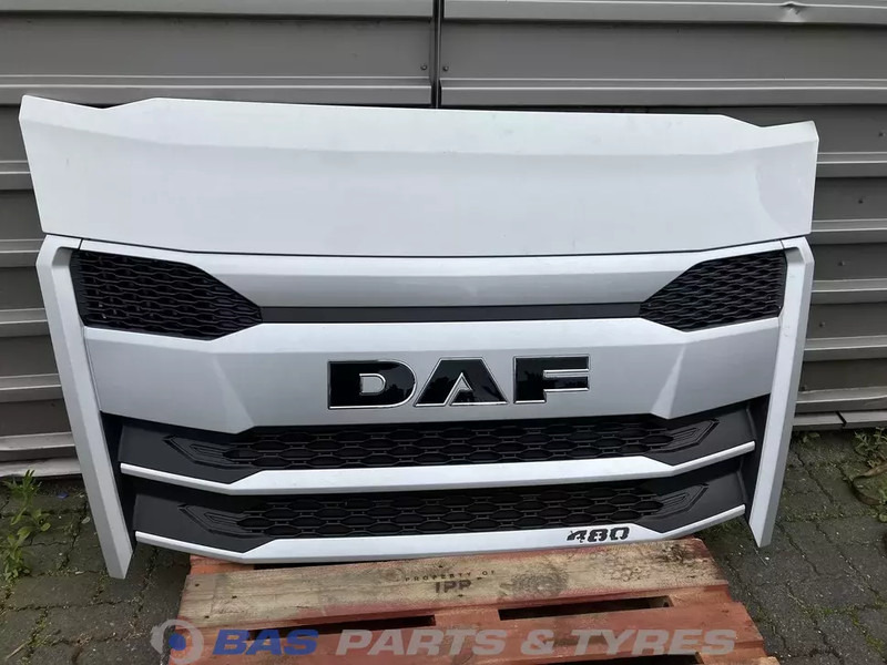 DAF XG - Kühlergrill für LKW: das Bild 1 DAF XG - Kühlergrill für LKW: das Bild 1