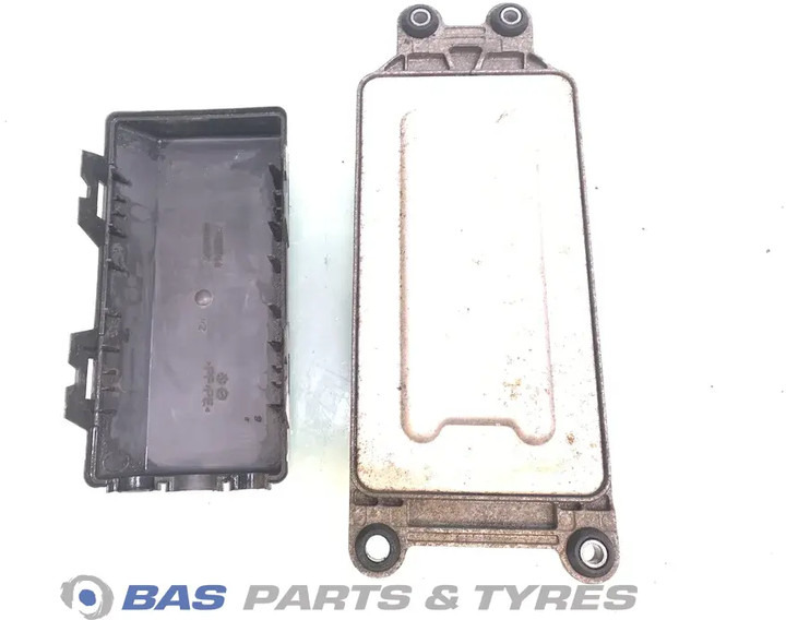 Volvo Regeleenheid CCIOM Volvo 22053759 - Ersatzteile für LKW: das Bild 2 Volvo Regeleenheid CCIOM Volvo 22053759 - Ersatzteile für LKW: das Bild 2