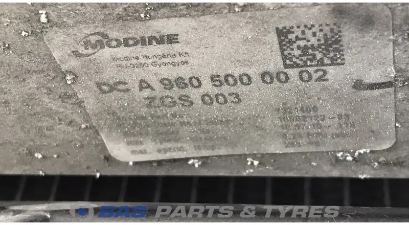 Mercedes-Benz Actros MP4 Koelerpakket Mercedes OM470LA 395 A 960 500 00 02 - Kühler für LKW: das Bild 4 Mercedes-Benz Actros MP4 Koelerpakket Mercedes OM470LA 395 A 960 500 00 02 - Kühler für LKW: das Bild 4