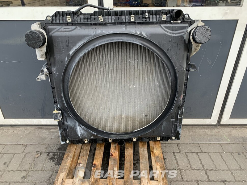 Mercedes-Benz Actros MP4 - Kühler für LKW: das Bild 2 Mercedes-Benz Actros MP4 - Kühler für LKW: das Bild 2