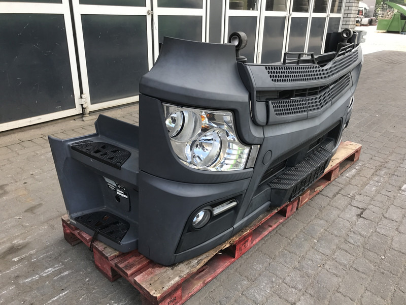 Mercedes-Benz Actros MP4 - Stoßstange für LKW: das Bild 3 Mercedes-Benz Actros MP4 - Stoßstange für LKW: das Bild 3