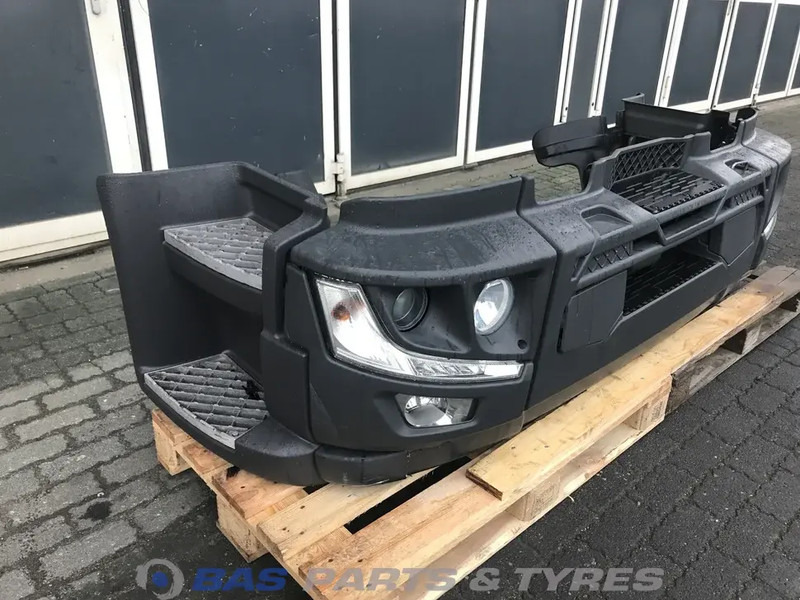 Renault D-Serie - Stoßstange für LKW: das Bild 3 Renault D-Serie - Stoßstange für LKW: das Bild 3