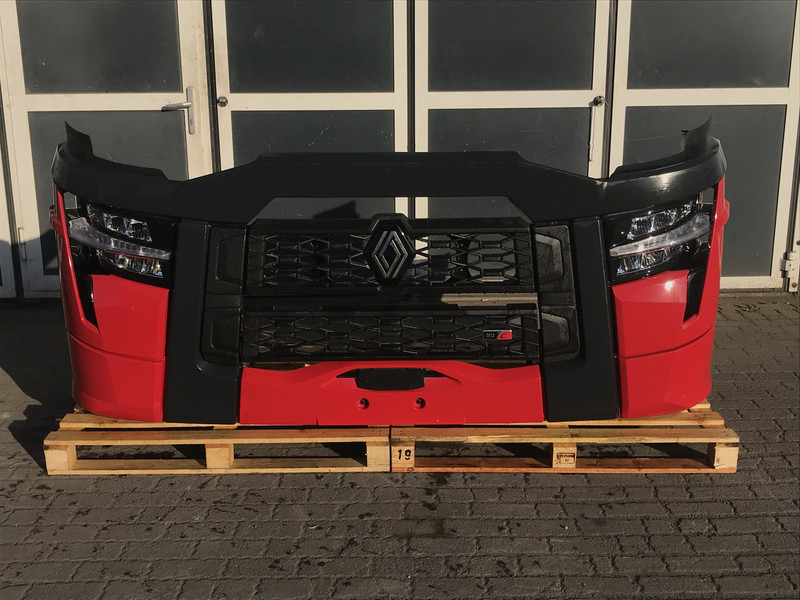 Renault T-Serie Evolution - Stoßstange für LKW: das Bild 1 Renault T-Serie Evolution - Stoßstange für LKW: das Bild 1