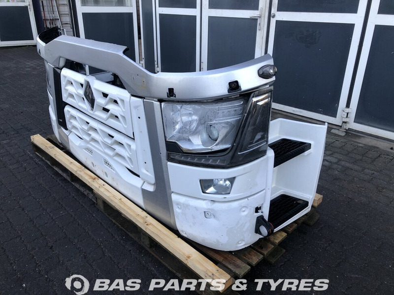 Renault T-Serie - Stoßstange für LKW: das Bild 2 Renault T-Serie - Stoßstange für LKW: das Bild 2